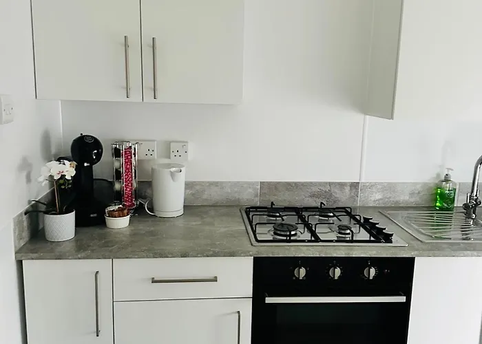 Barnet View Studio Flat 2