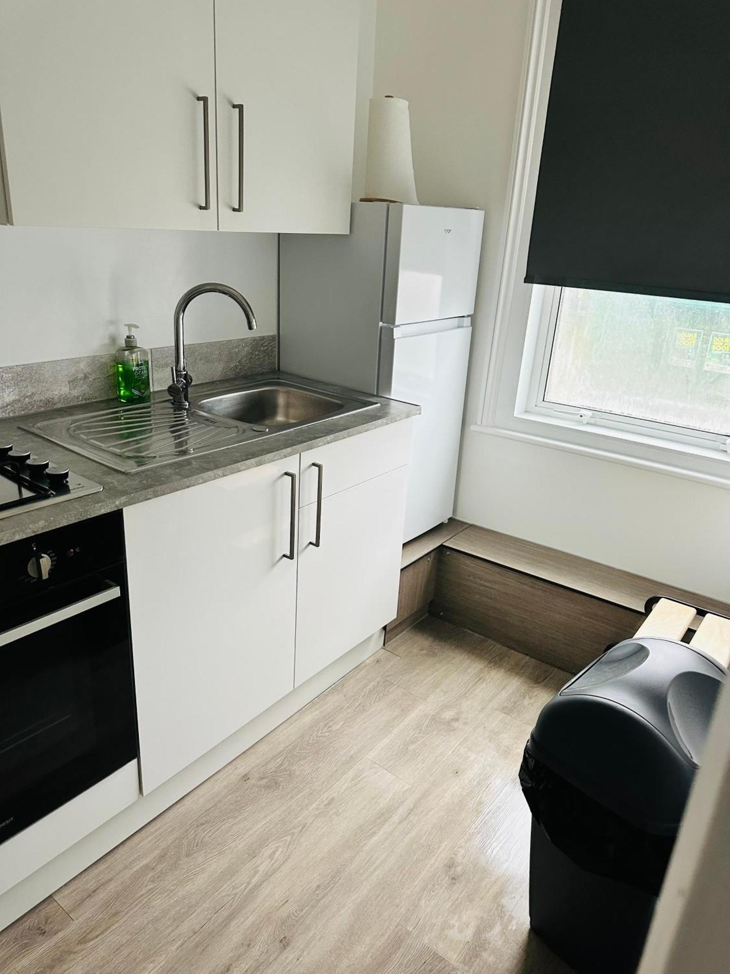 View Flat 2 Apartment